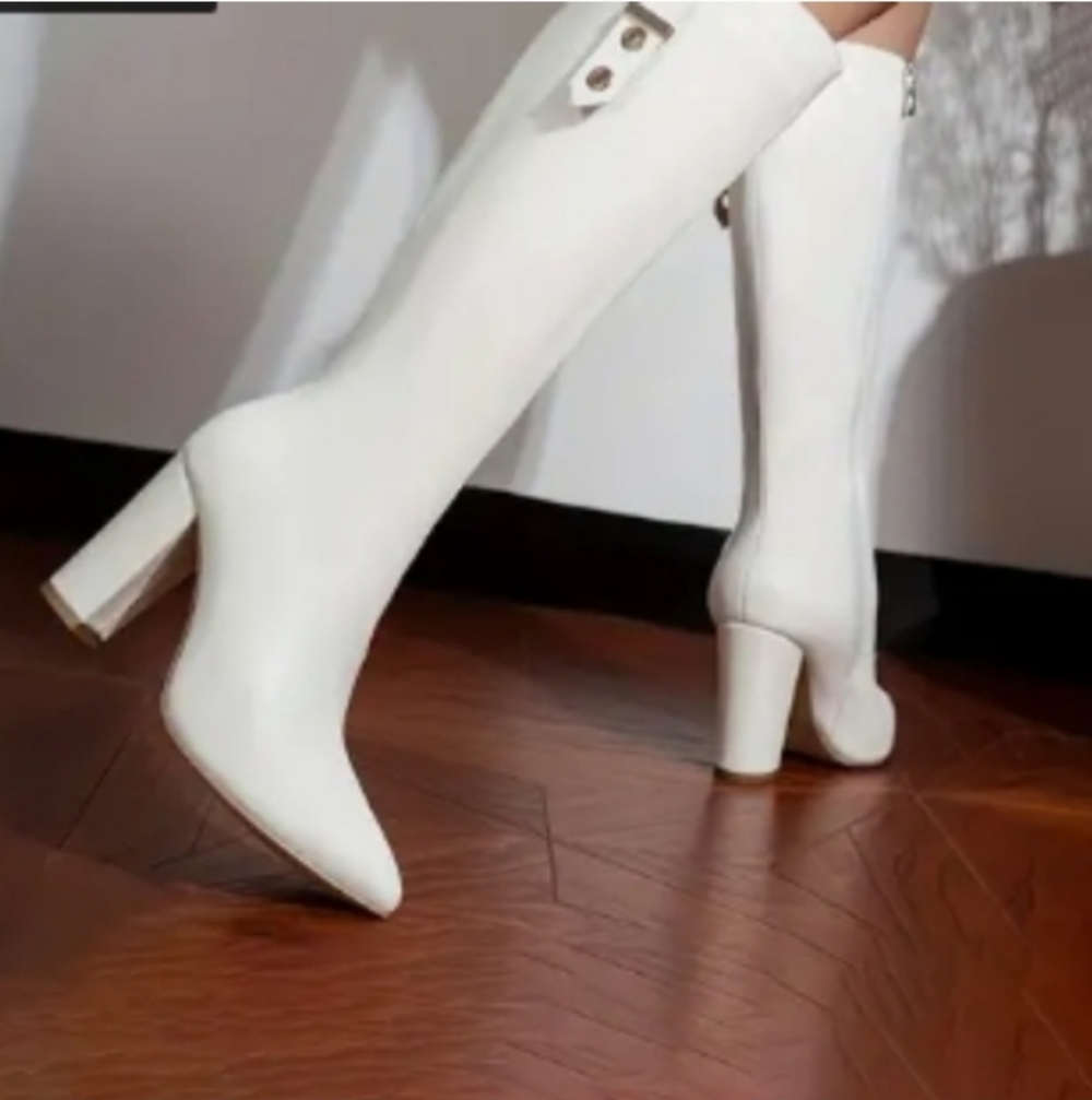 Louis Vuitton Off White Women's Boots - Picture 11 of 12